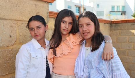  Ana Jose, Helen y Elena.