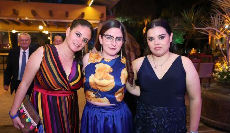  Marilú López, Daniela López y Marce Puga.