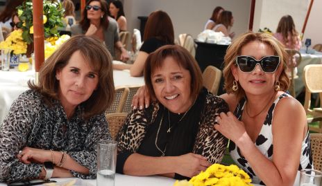  Martha del Río, Marilú Lira e Isabel Carrillo.