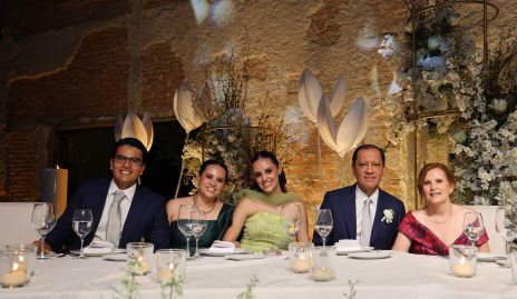  Adrián Tiscareño, Tere Ricavar, Marthita Ricavar,  Armando Ricavar y María Elena Scanlan.