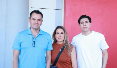  Yapur Dahda, Fabiola Ramírez y Farid Dahda.