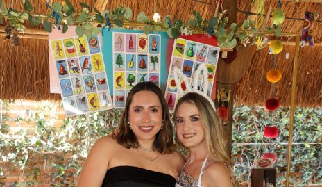  Isabela y Cecilia Desouches.