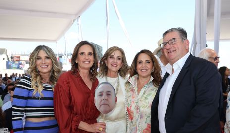 Los hermanos Verónica, Marcela, Yolanda, Gabriela y Jacobo Payán Espinosa.