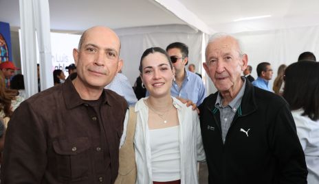  Jorge Guerra, Natalia Guerra y Héctor Hinojosa.
