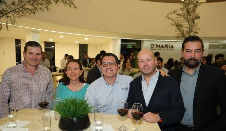  Alfredo Casaubón, Paola Torres, Gerardo Huerta, Juan Rodríguez y Armando Viramontes.