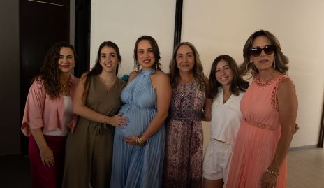  Laura Hallal, Yamilet, Carolina Silva, Cristina Guerra Silva, Regina Morones y Carola Guerra.