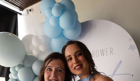  Carmen de la Rosa y Carolina Silva.