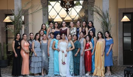  Rocío de la Vega con sus amigas.