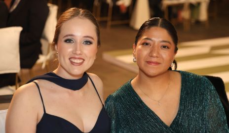  Ana Munguía y Ana Meche Cifuentes.