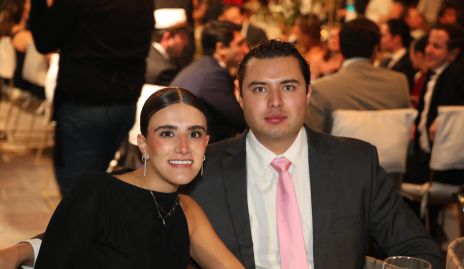  Regina Hinojosa y Juan Puente.