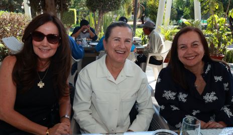  Paulina Quiroz, Marlú Medizábal y Pina Sanchez.