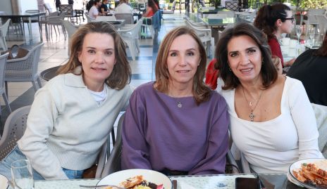  Laura Monsech, Beatriz Lavín y Lourdes Velázquez.