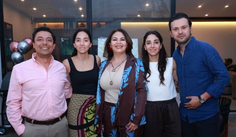  Clemente Guerreo, Moni Villanueva, Mónica Gordoa,  Isa Villanueva y Yuri Mézquida.