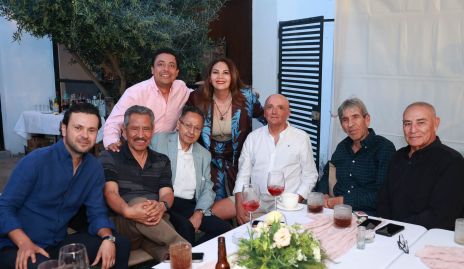  Yuri Mézquida, José Clemente Guerrero, Mónica Gordoa, Rafael Valencia, Rafael Villanueva y Jorge Solís.