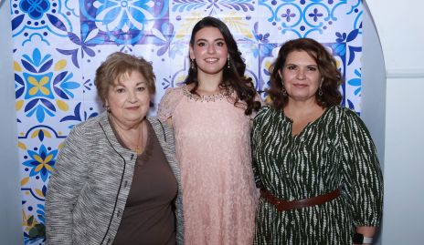 Bertha Aguirre, Ximena Zapata y Bertha Navarro.