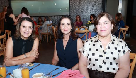  Cristina López, Verónica Balbontín y Martha Jaime.