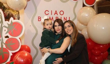  Luciana Gómez, Fernanda Loza y Romina Reverte.