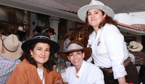  Georgina Guerrero, Gaby Cubillas y Liliana Meade.