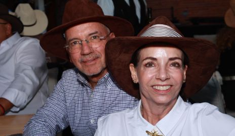  Marcelo Meade y Gaby Cubillas.