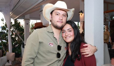  Mauricio Mier Meade con su prima Natalia Meade.