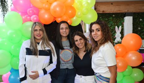  Mariana Berrones, Mariana Meade, Ale Díaz Infante y Fernanda Castillo.