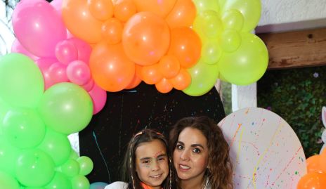  María Pía Almazán y Fernanda Castillo.