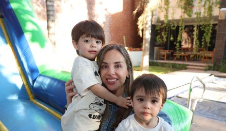 Melisa Compean, Roberto y Mariano Berrones.