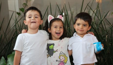  Tiago Hernández, Amaya y Franco Abud.