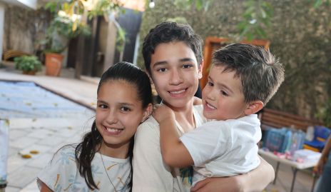  Micaela Leal, Guillermo Leal y Tiago Hernández.