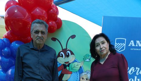  Francisco, Grecia y Dolores Vázquez.