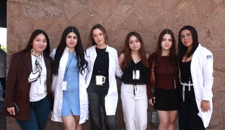  María José Villegas,Mare Aguilar, Regina Guerrero, Mía Rodríguez, Sofía Benavides y Mariana Rodriguez.