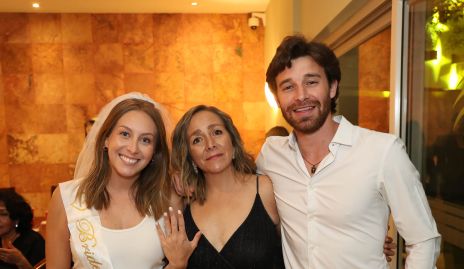  María José López, Jessica Carreón y Mauricio Maza.