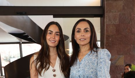  Macarena Villasuso y Marianela Villanueva.