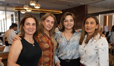  Rocío Alcalde, Norma Villarreal, Marta Rangel y Claudia Quijano.