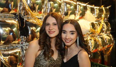  Valeria Mauricio y Ximena Alderete.