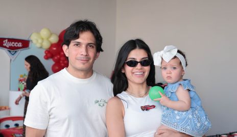  Javier López, Ana Sofía Santoyo y Roberta.