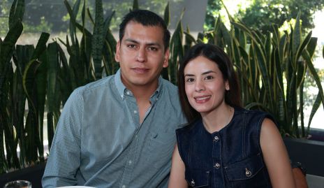  María Luisa Zavala y Luis Enrique López.