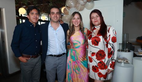  Italia Fuentes, Eduardo y Rox.