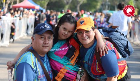  Roberto Bravo, Mercedes Bravo y Mercedes Quintanar.