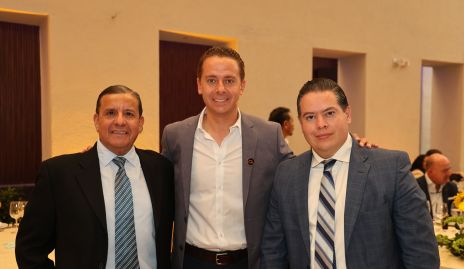  Marco Guerrero, José Alberto Torres y Gabriel García.