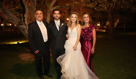  Héctor, Héctor Dargence, Cecilia Desouches y Tichis Dargence.