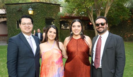  Fernanda Martell, Eduardo Nava, Fernanda Martínez y Fernando Gallegos.