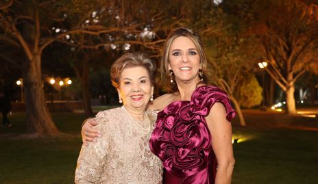  Leticia Pérez y Tichis Araiza.