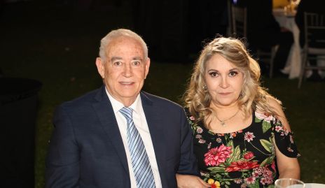  Santiago Hernández y Luz María Navarro.