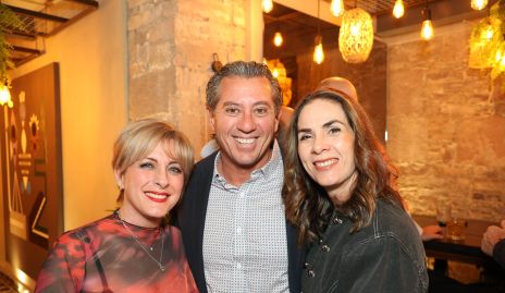  Carla Castro, Gustavo González y Gabriela Aranda.