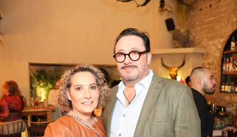  Maribel de Antuñiano y Germán González.