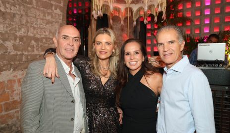  Carlos Hinojosa, Francine Coulón, Beba Montelongo y Jorge de la Torre.