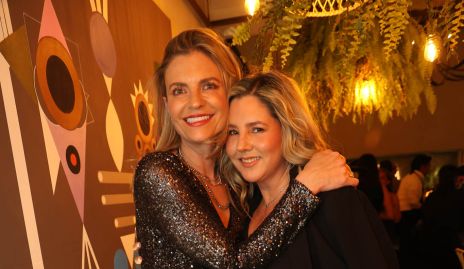  Francine Coulón y Leti Orozco.