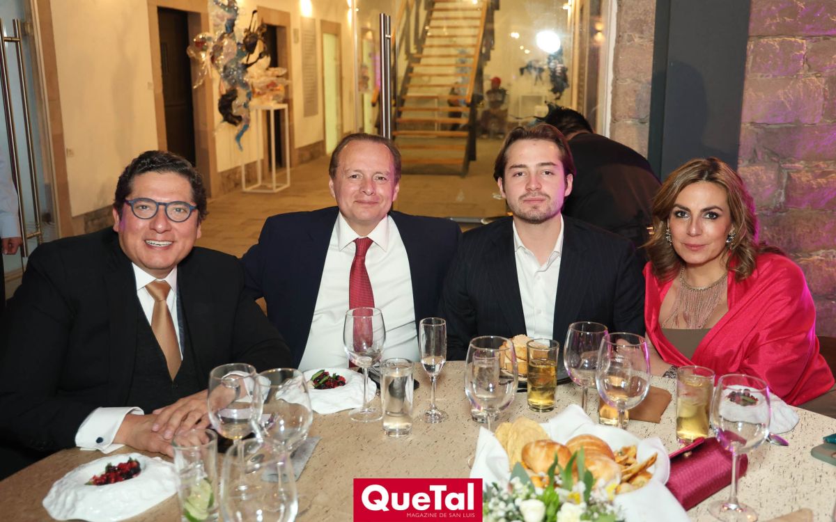 CENA DE GALA DEL CONCEJO DIRECTIVO DEL COLEGIO NACIONAL DEL NOTARIADO MEXICANO