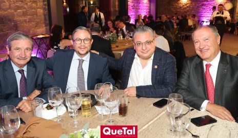  Isidro Ignacio de la Peña, Ricardo Gutiérrez, Ricardo Vargas y Andrés Urquiaga.